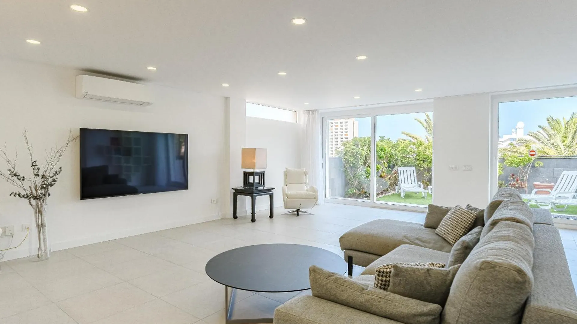 Luxury Villa In Los Cristianos Los Cristianos