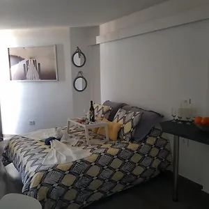 Summerland Suites Apartment